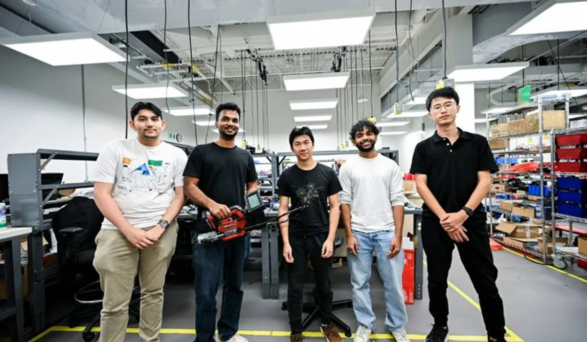 GreaseTech’s smart grease gun and plant-floor equipment featured in The Packaging Portal article